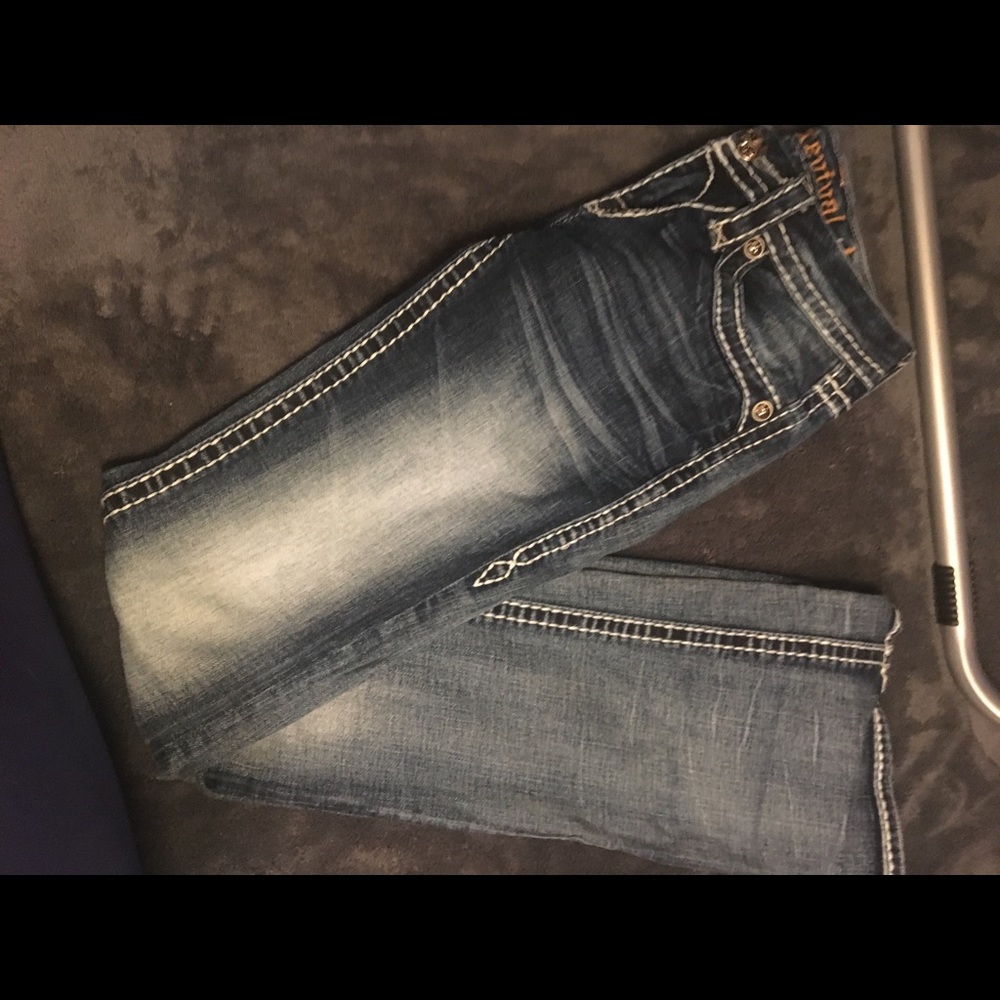 NWOT ROCK REVIVALS - Picture 3 of 4